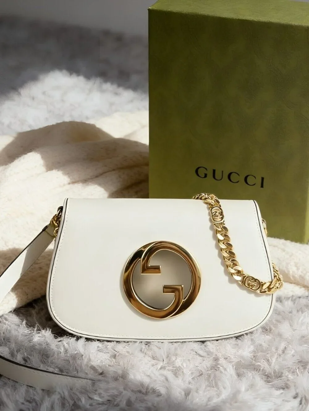 Gucci  Medium Shoulder Bag White Leather